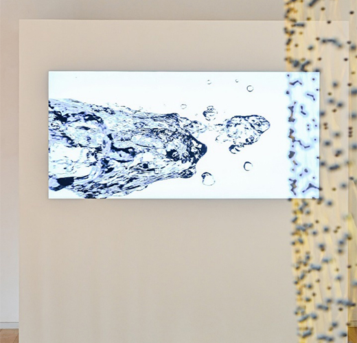 上海“爱马仕之家”夏季橱窗与闫晓静艺术展揭幕